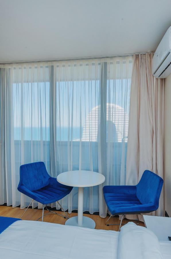 Orbi City Luxury Suite Batumi Exterior photo