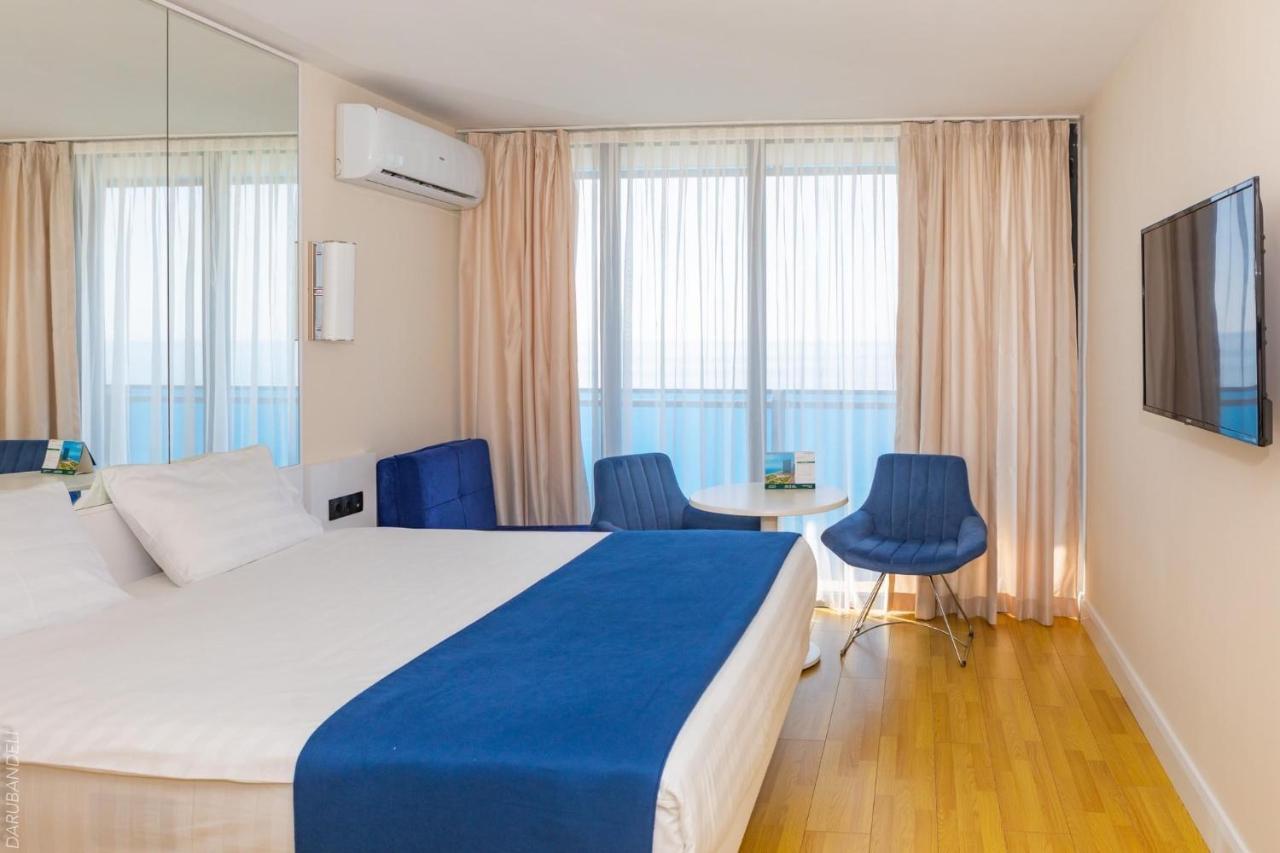 Orbi City Luxury Suite Batumi Exterior photo