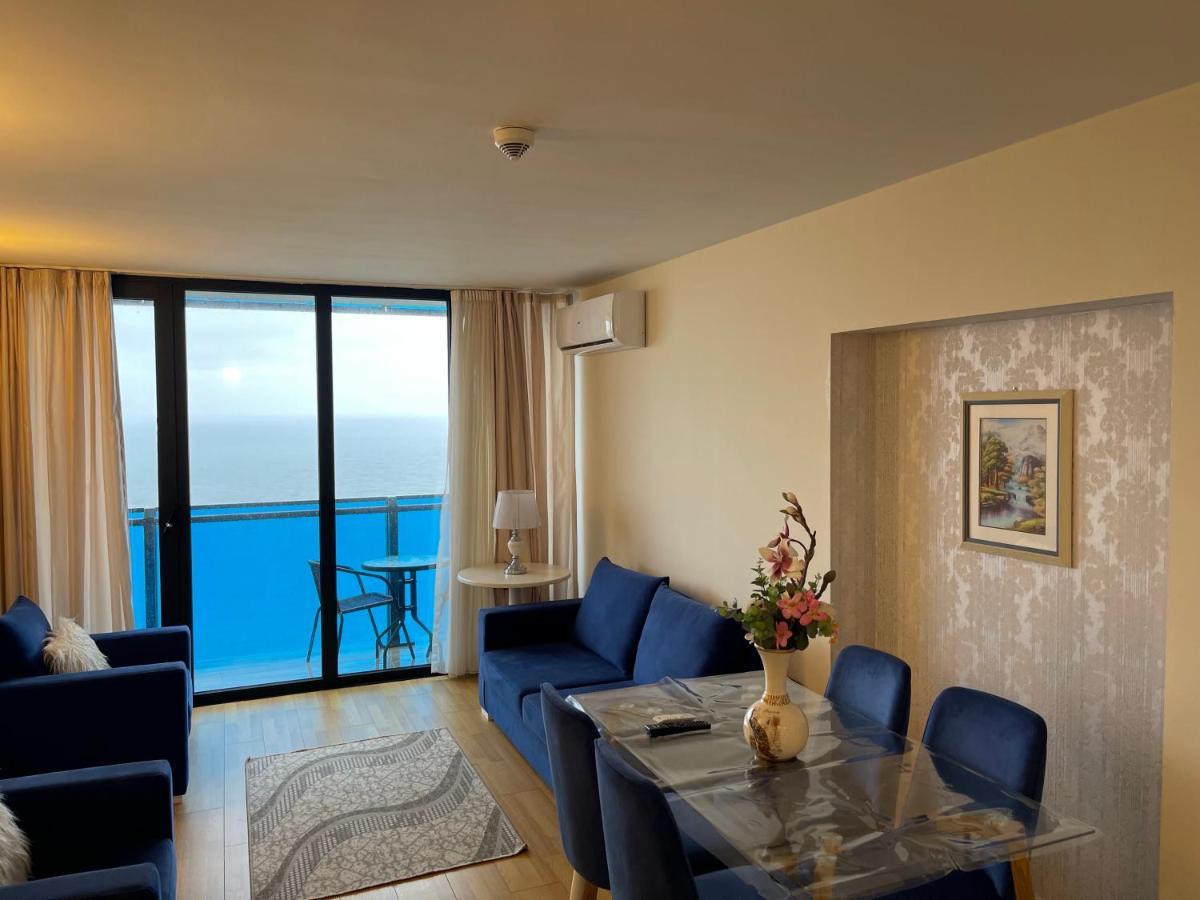 Orbi City Luxury Suite Batumi Exterior photo